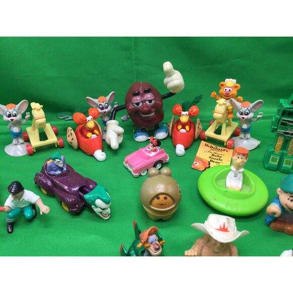 Vintage Lot of PVC Figurine Toys 1.5LB - Picture 5 of 13